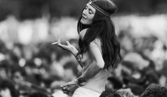 Günümüz Modasının Esin Kaynağı Olan 1969 Woodstock Festivalinin Hippi Kızları