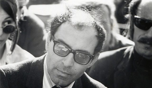 Jean-Luc_Godard_at_Berkeley_1968_ne_yapmaliyiz-manifesto